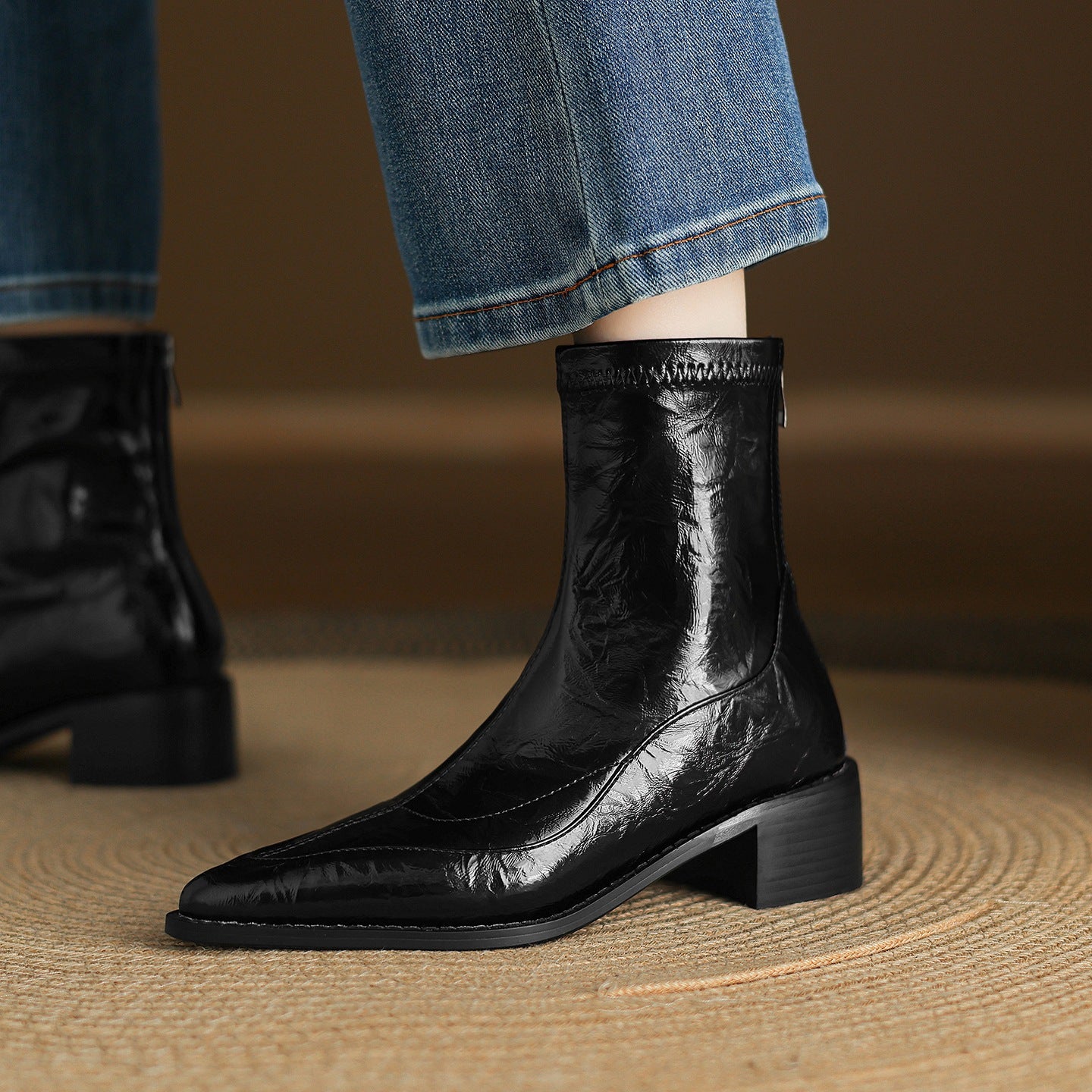 Large Size Retro Pointed Toe Chunky Booties Female Skinny Fashion Women's Leather Boots