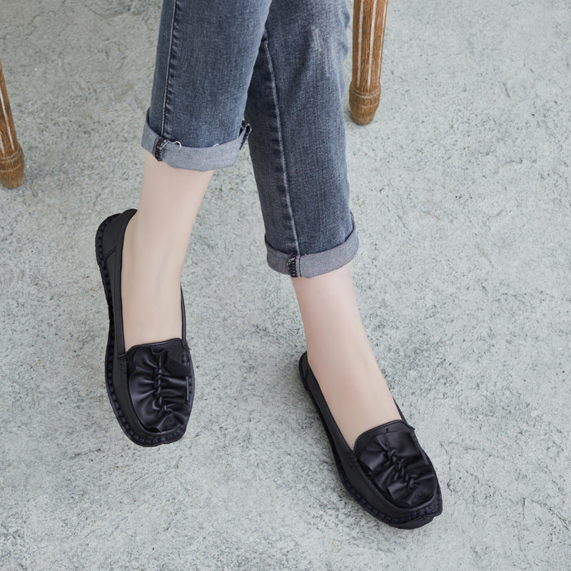Women's Shallow Mouth Handmade Twisted Flower Round Toe Slip-on Women's Casual Shoes