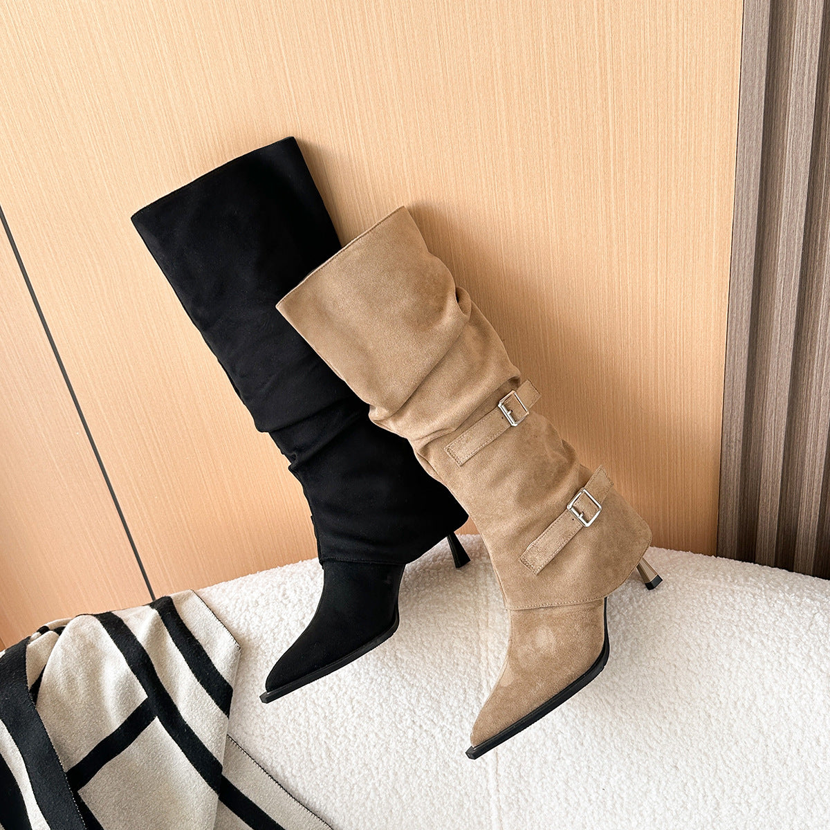 Women's Knee Long Canister Pointed Belt Buckle Two-way Wear High Leg Women's Leather Boots