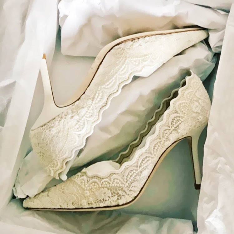 Women's Spring Pointed Stiletto Embroidered Lace Dress Heels