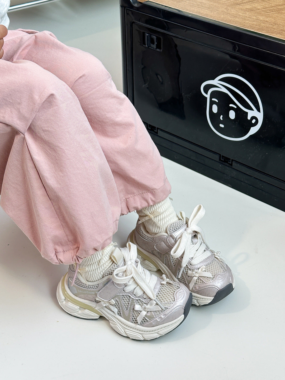 Children's Hollow Mesh Single-layer Bow Daddy Sneakers