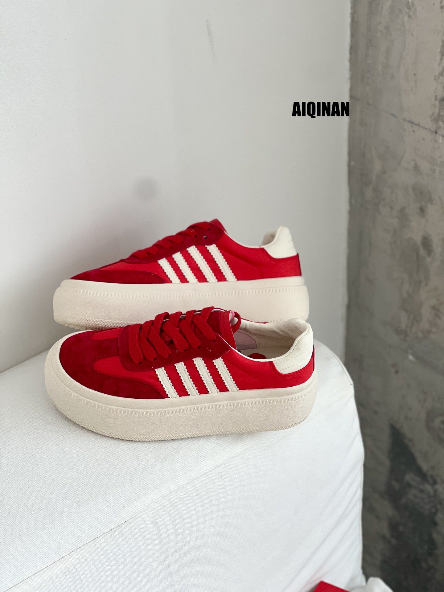 Women's Platform White Sports Board Height Increasing Breathable Women's Casual Shoes