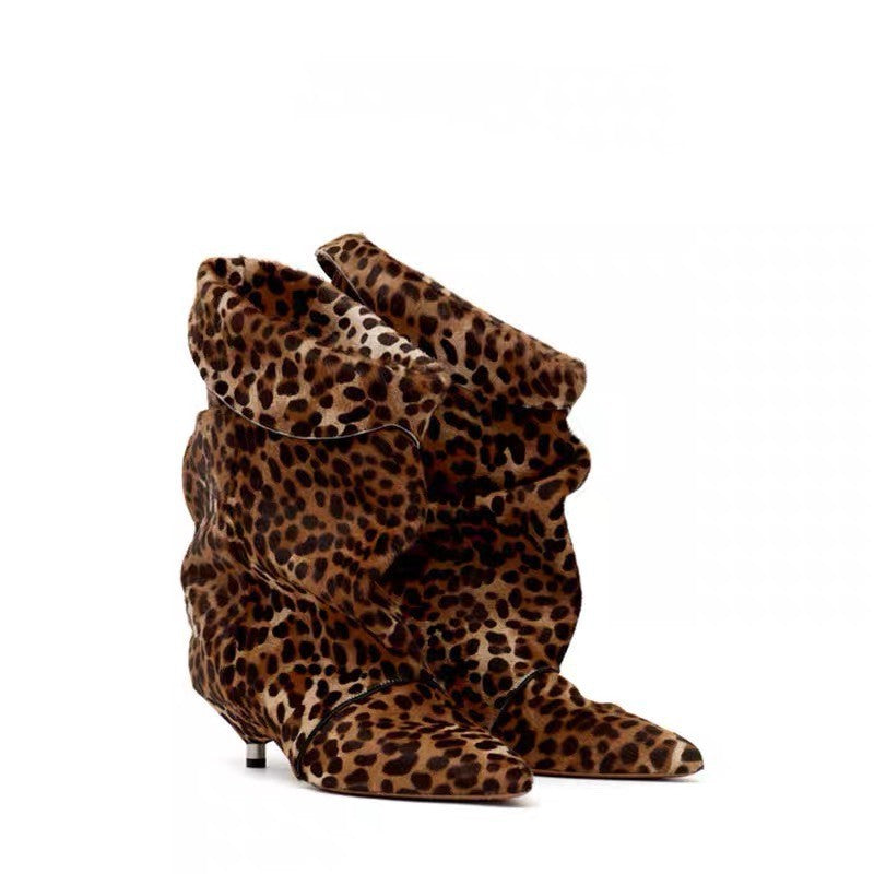 Women's Kitten Pointed Sleeve Pleated Suede Pile Style Large Size Wide Boots
