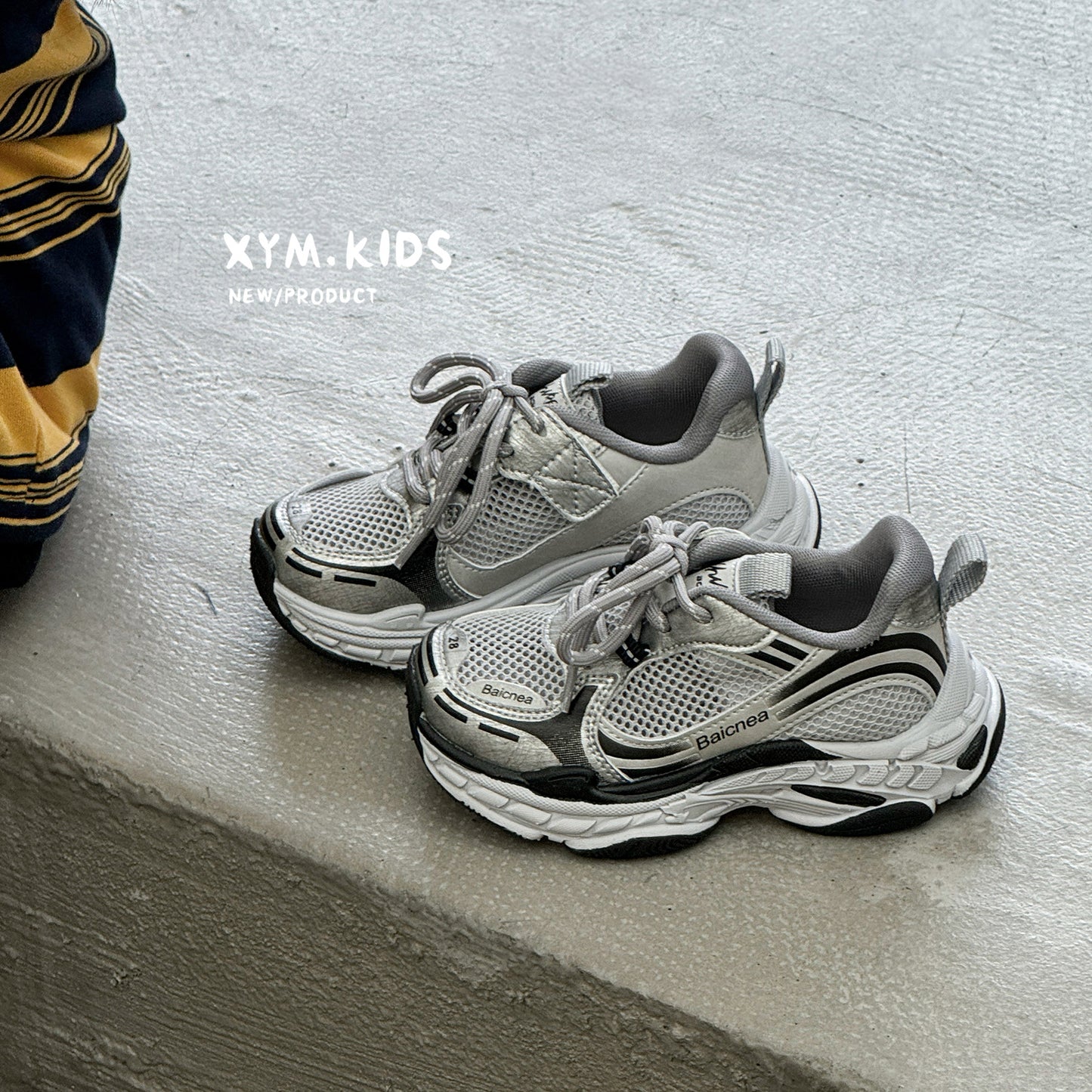 Children's Spring Fashion Trend Single Mesh Running Lightweight Breathable Boys Children's Sports Shoes