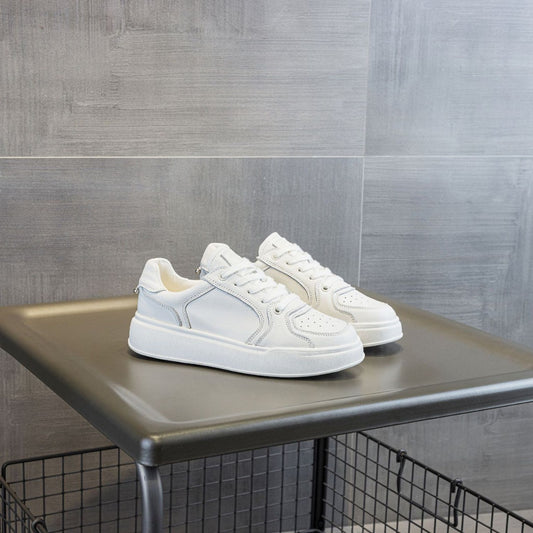 Top Layer Cowhide Easy Wear Plus Size Board Flat Women's Casual Shoes