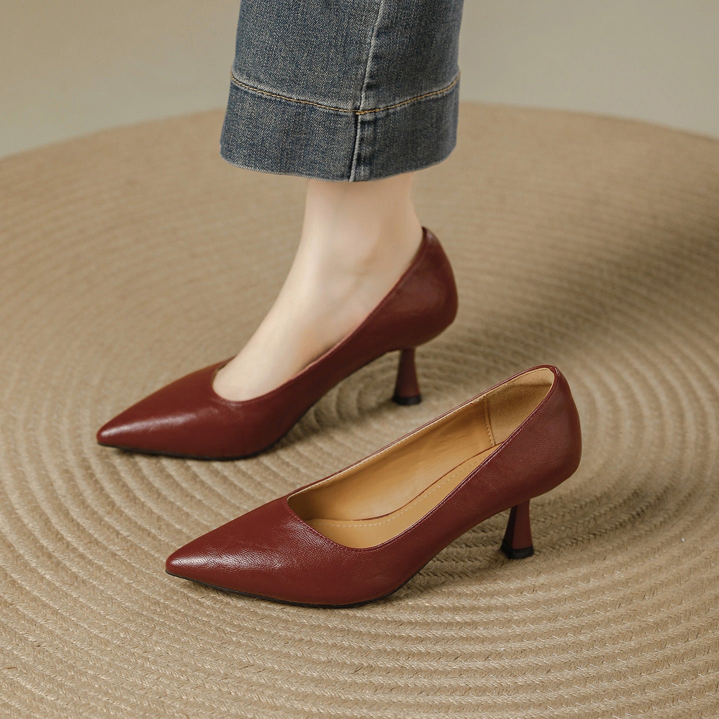 Women's Low-cut Soft Pumps Autumn Slimming Stiletto Simple Temperament Wild Professional Women's Fashion Shoes