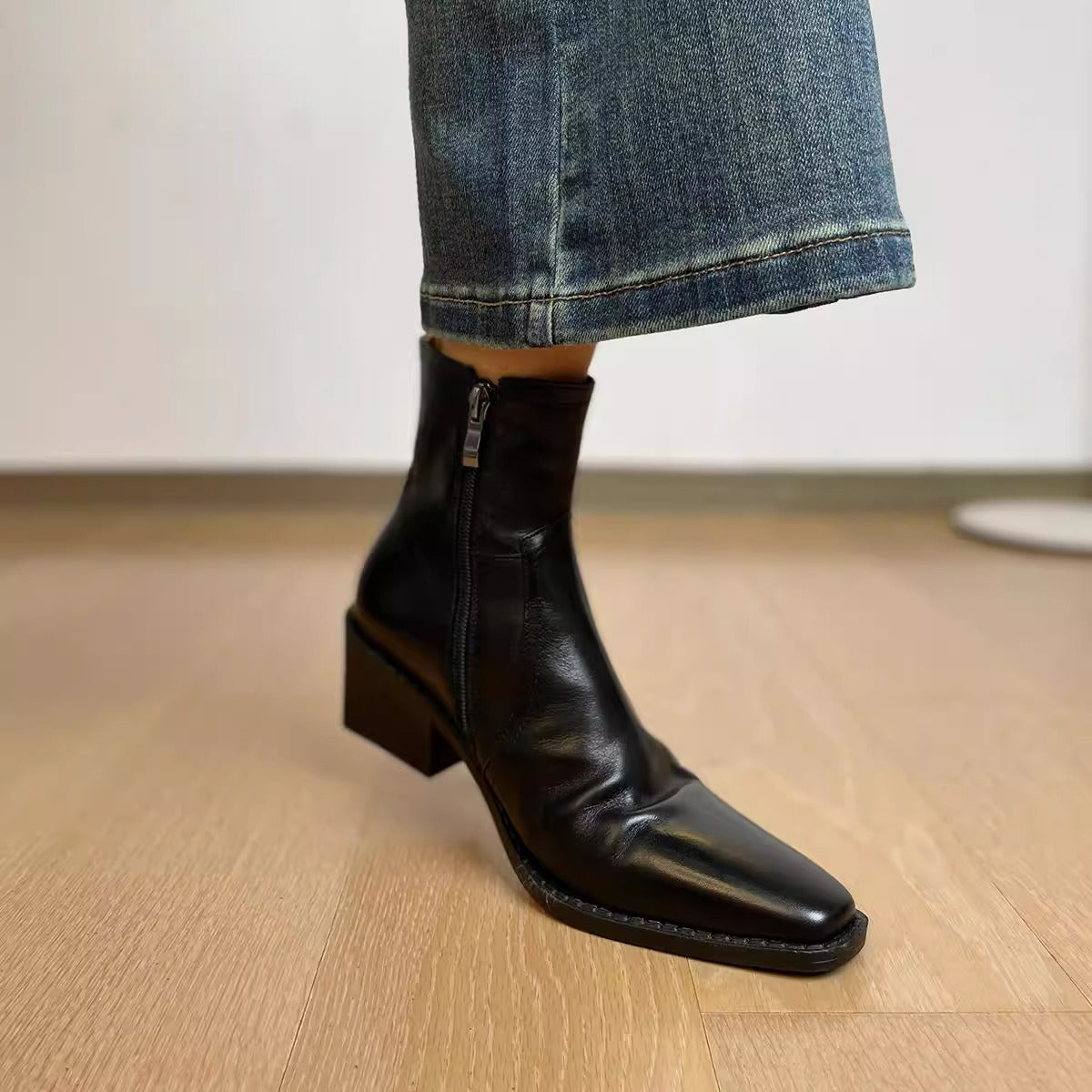 Women's Chelsea Chunky Trendy Pointed Martin Women's Leather Boots
