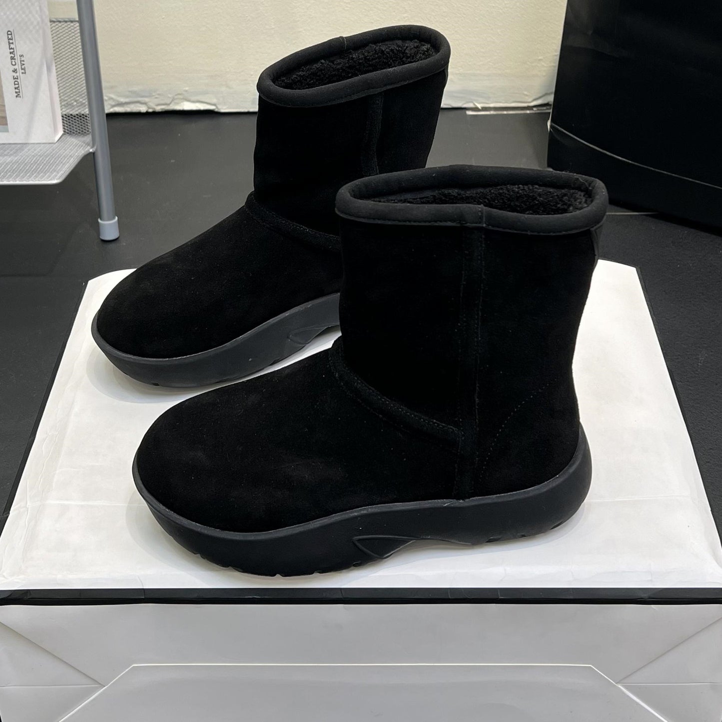 Women's Winter Gray White Fleece-lined Big Toe Ankle Boots