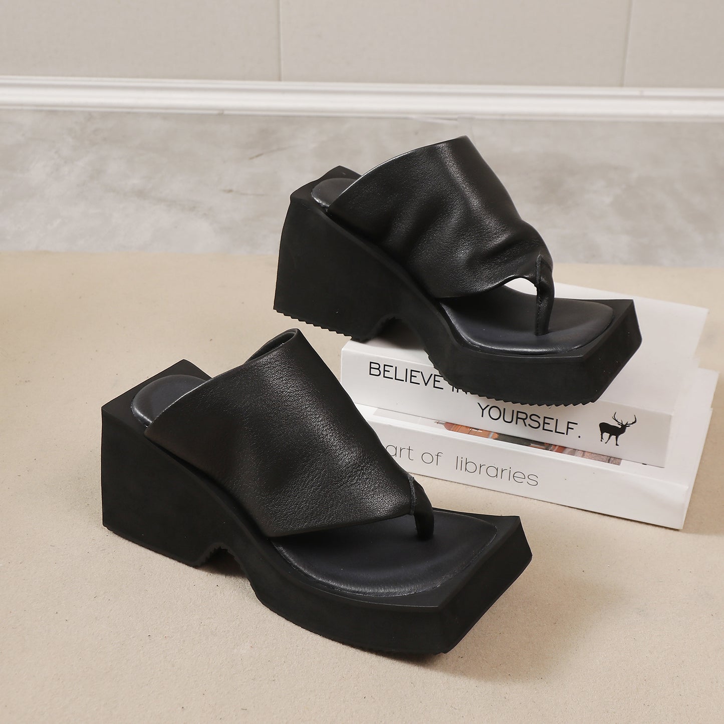 Women's Flip-flops Outer Wear Fashion Genuine Platform High Heels