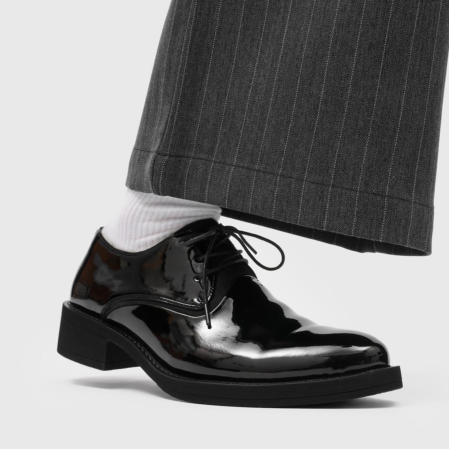 Men's Thick-soled Glossy Formal Wear Business Black Round Commuter British Style Men's Casual Leather Shoes