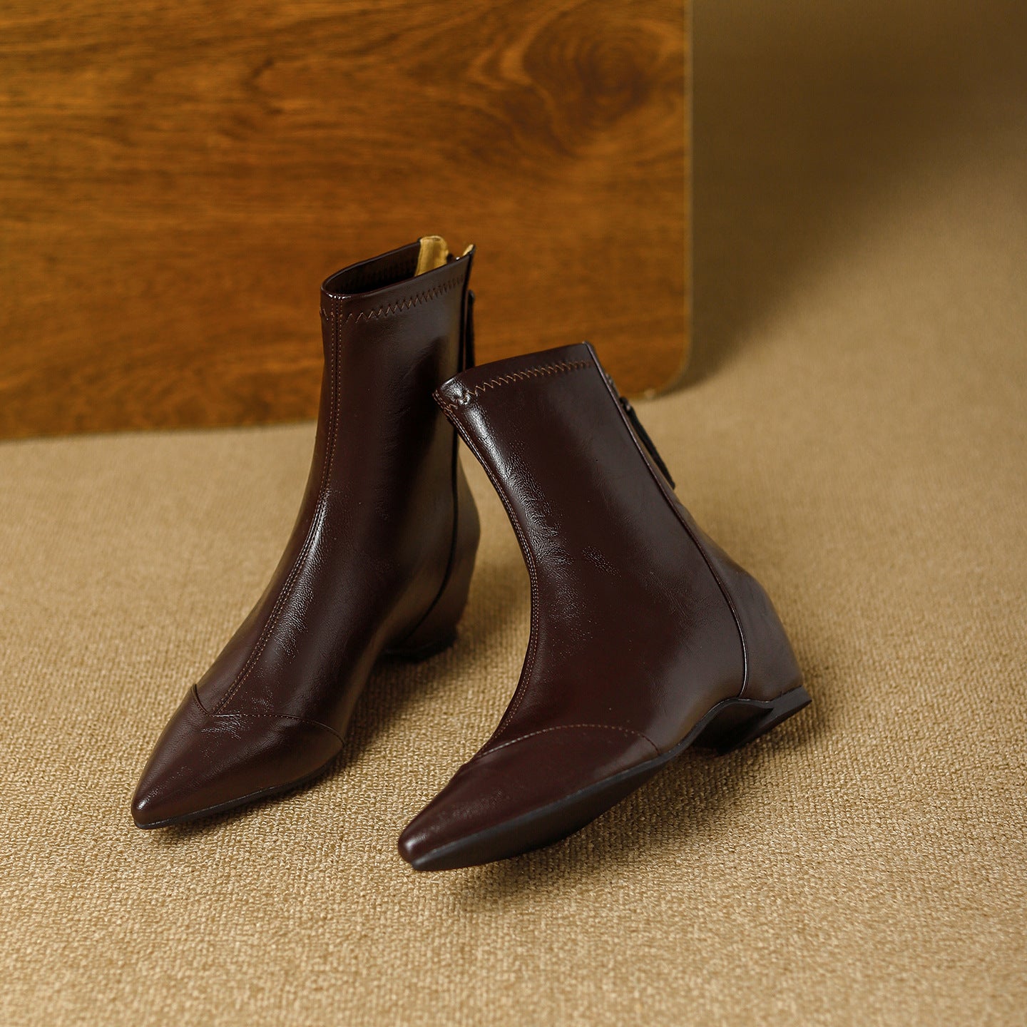 Back Zipper Fashion Slimming Simple Height Increasing Women's Leather Boots