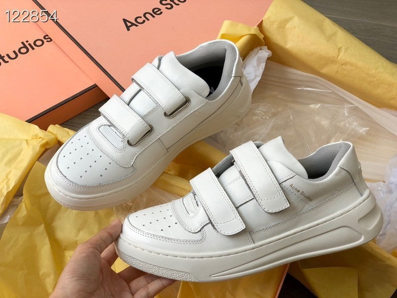 Women's Style Classic Smiley White Velcro Versatile Women's Shoes