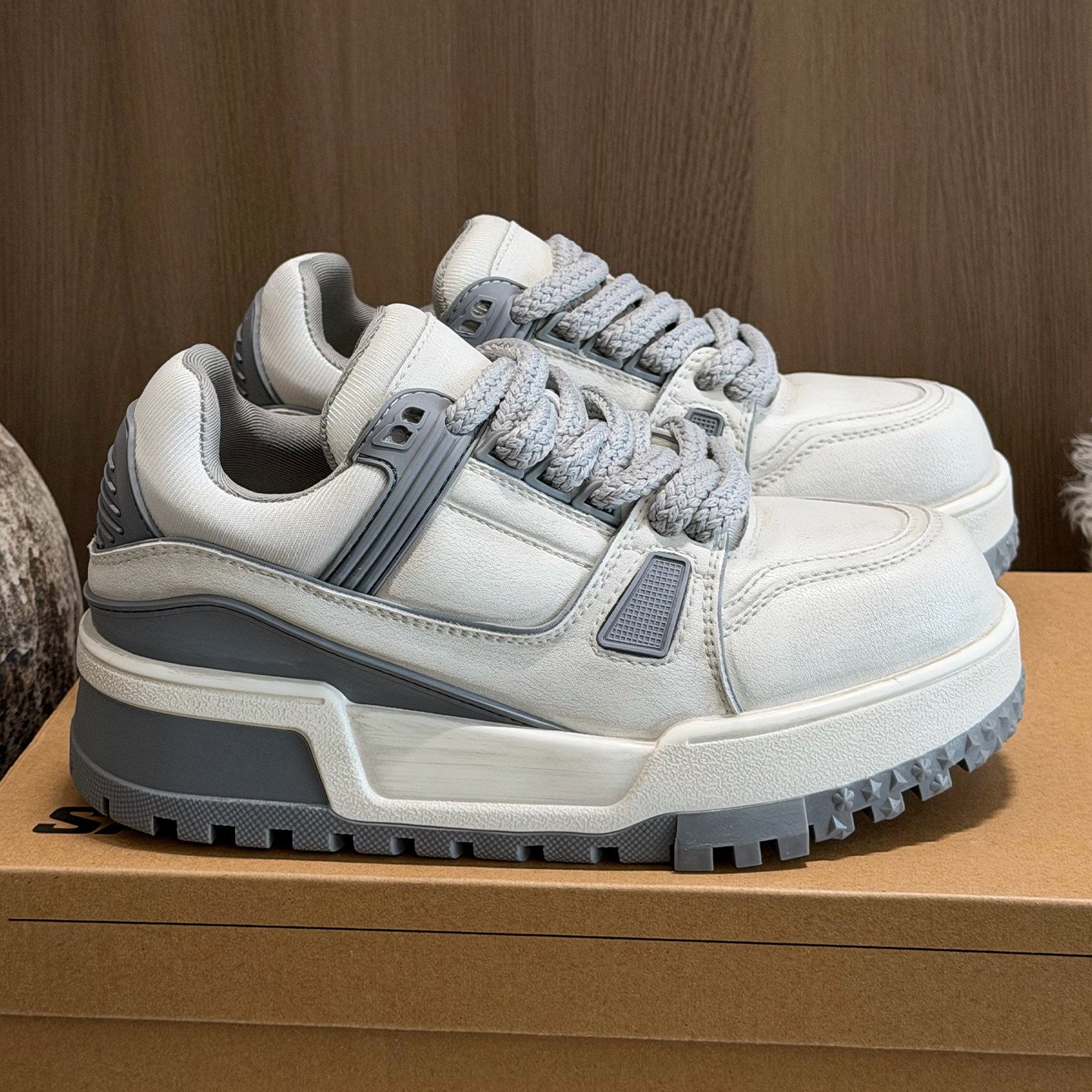 Women's Thick-soled Spring Versatile Height Increasing Comfortable Warm Leisure Board Women's Sports Shoes