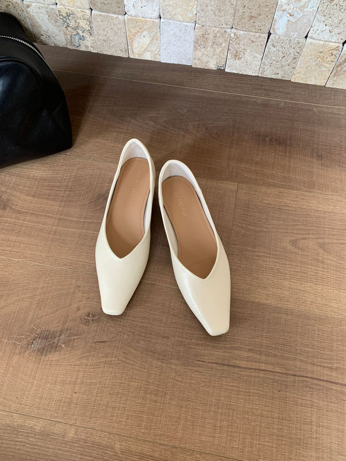 Women's Black Low Square Toe Pumps Height Increasing Insole Elegant Flat Heels