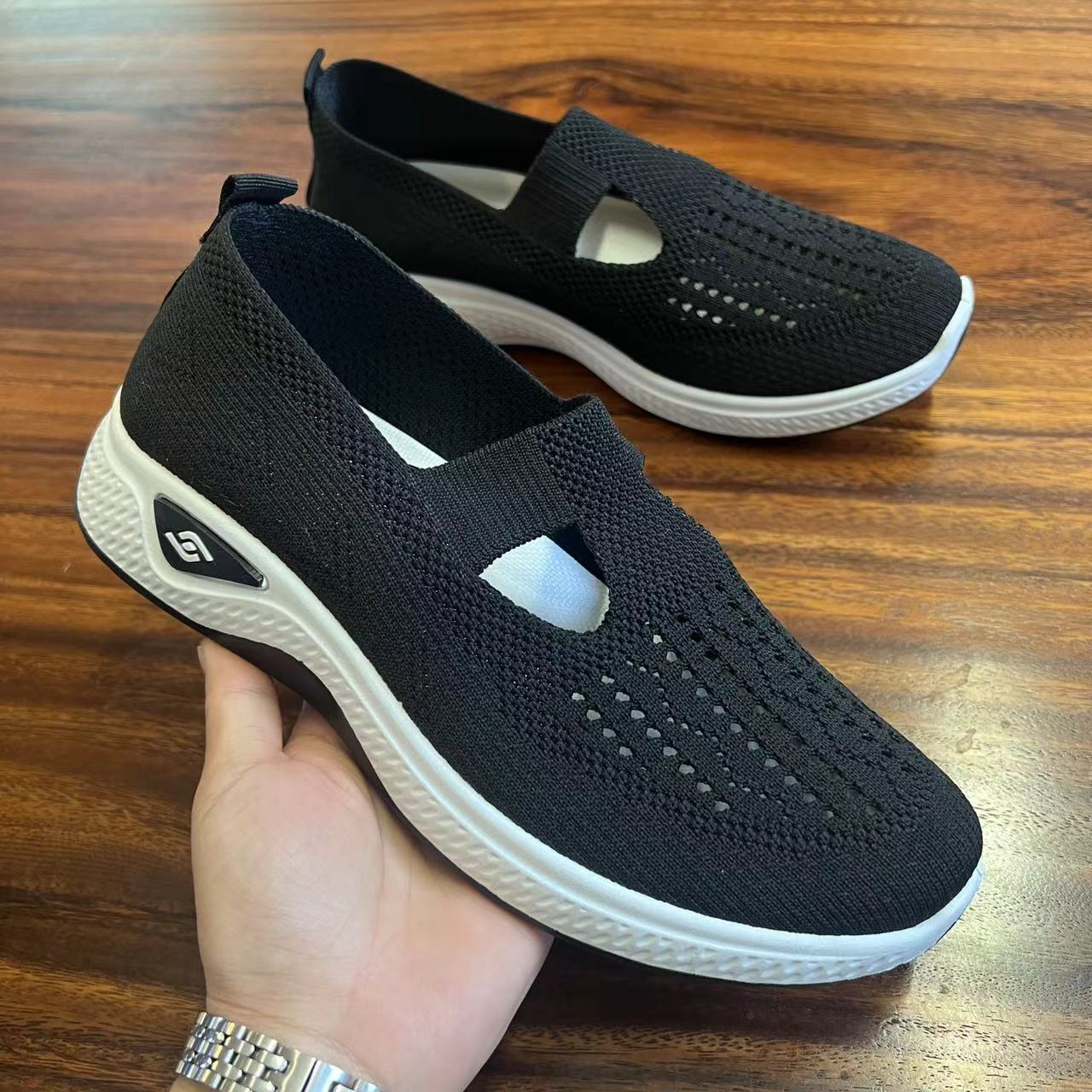 Women's Thick-soled Cloth Old Slip-on Mesh Surface Hollowed Casual Shoes