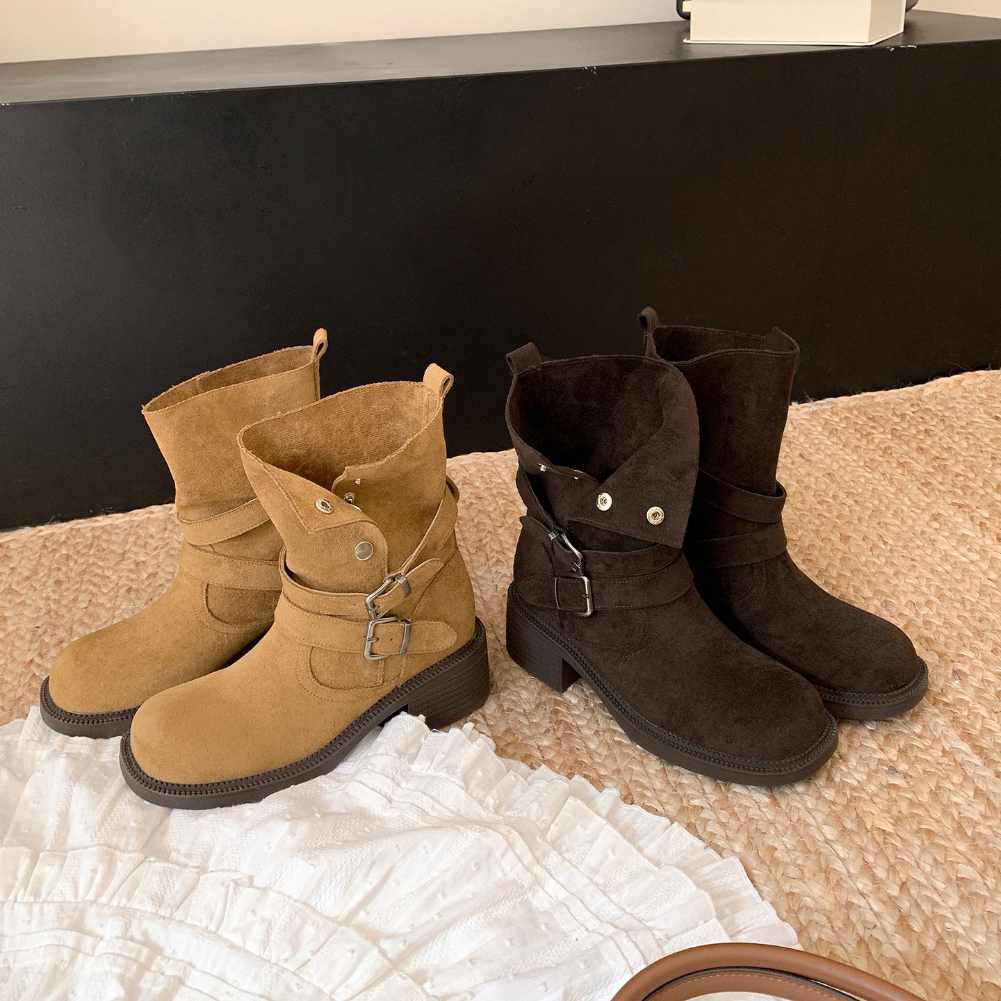 Women's Style Thick Bottom Increased Autumn Ankle Belt Women's Leather Boots