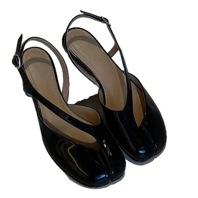 Women's Retro Minority Design Trotter Split Toe Buckle Fashion Flat Sandals