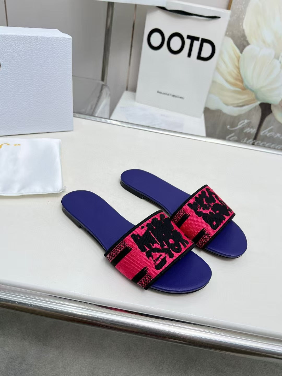 Women's Nigeria Embossed Embroidery Plus Size Flat Slippers