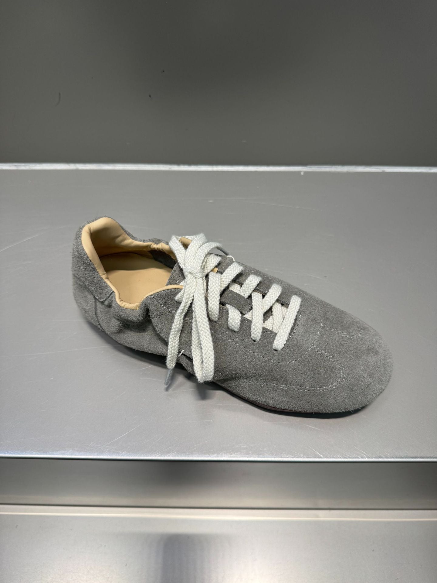 Women's Retro Loose Pleated German Training Thin Low Comfortable Women's Sports Shoes