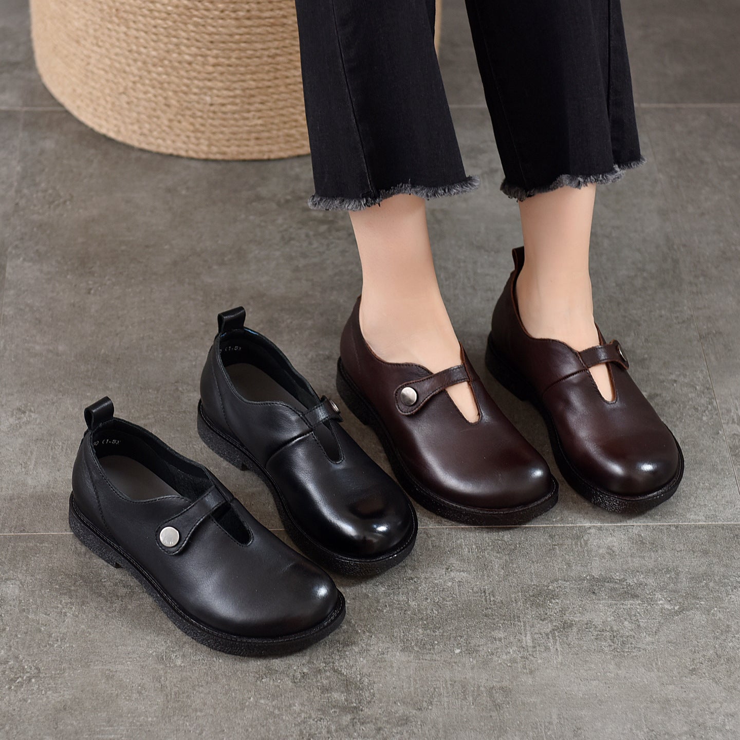 Women's Buckle Retro Round Head Genuine Spring First Layer Cowhide Flat Women's Casual Shoes
