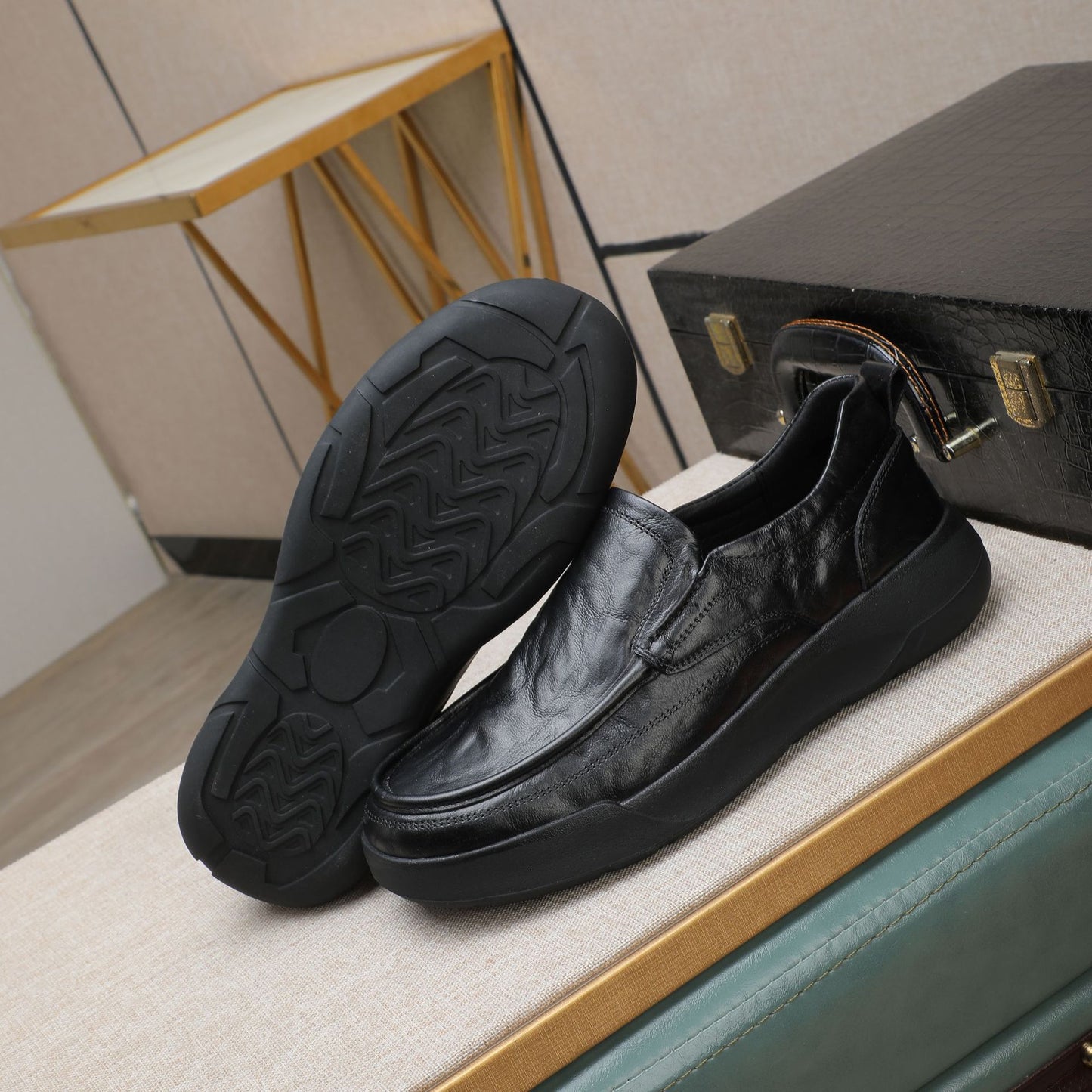Men's Slip-on Comfortable With High Cost Performance Men's Casual Shoes