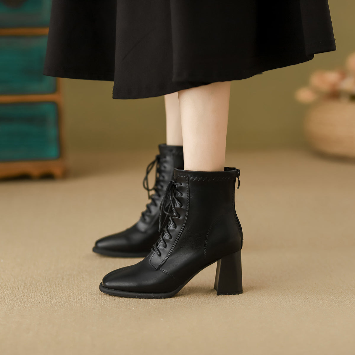 Women's Style Square Toe Elastic Chunky Ankle Martin Boots