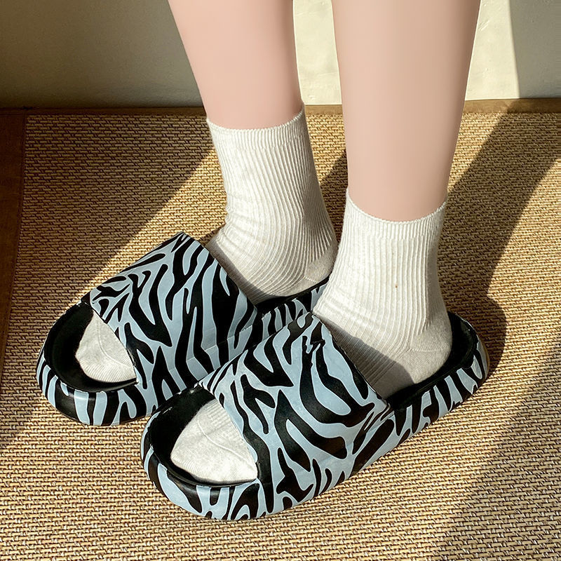 Pretty Indoor Outdoor Platform Thick-soled Cartoon Sandals