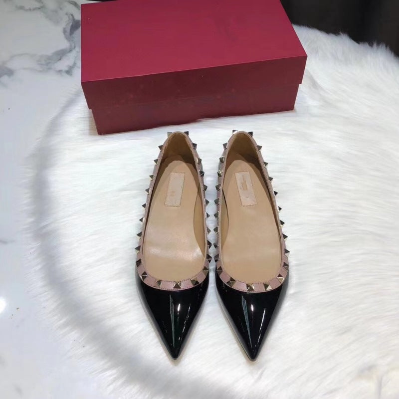 Women's Shallow Mouth Rivet Pointed Flat Summer Flat-heeled Wedding Women's Fashion Shoes