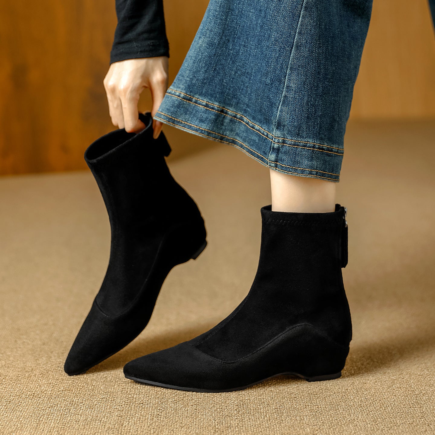 Women's Slimming French Retro Pointed Toe Suede Short For Height Increasing Women's Leather Boots