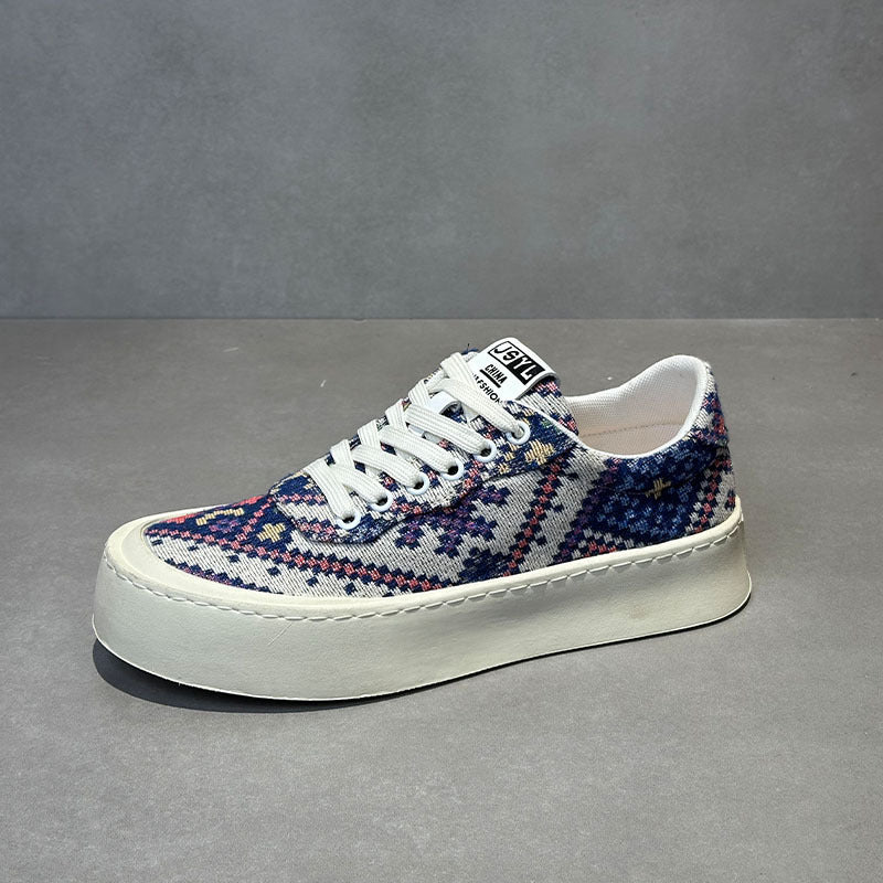 Trendy Embroidered Cloth Board Comfortable Breathable Soft Bottom Men's Casual Shoes