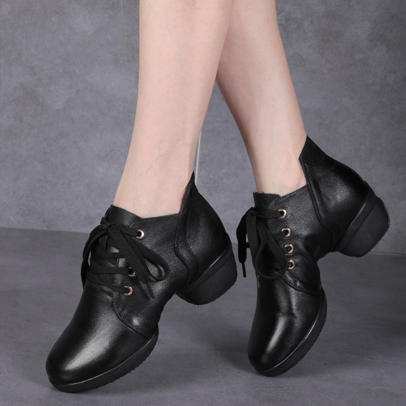 Women's Cowhide Soft Bottom Dancing Modern Dance Jazz Sneakers