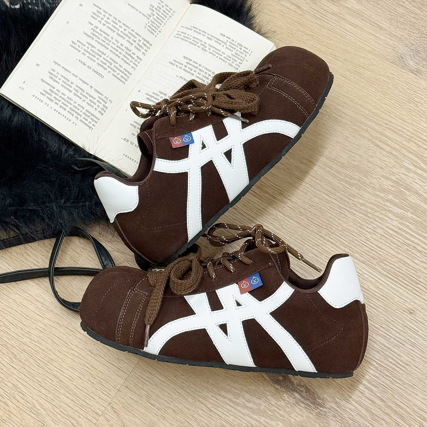 Women's Flat Bread Height Increasing Insole Comfortable Women's Shoes