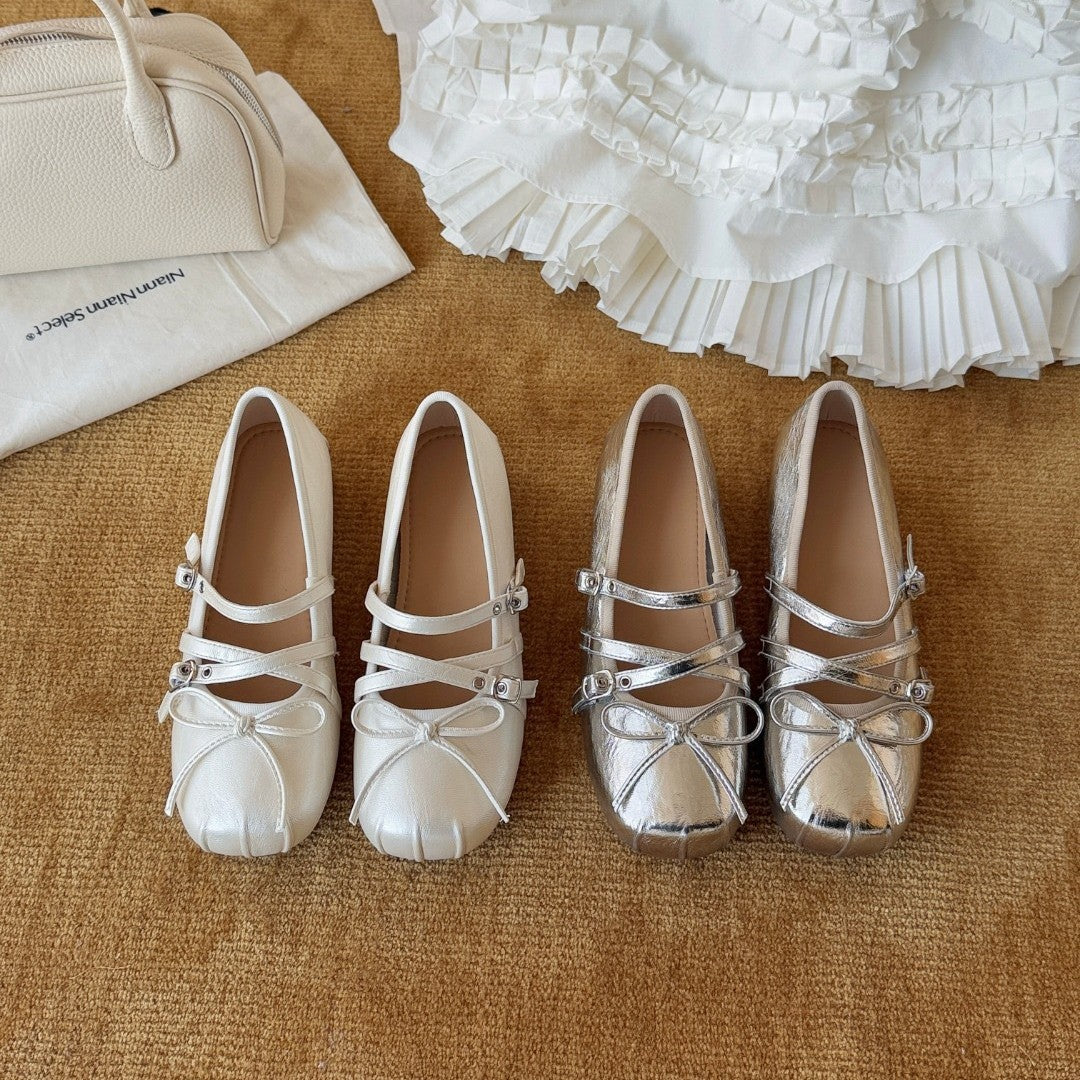 Version Mary Jane Sier Bow Pumps Slippers