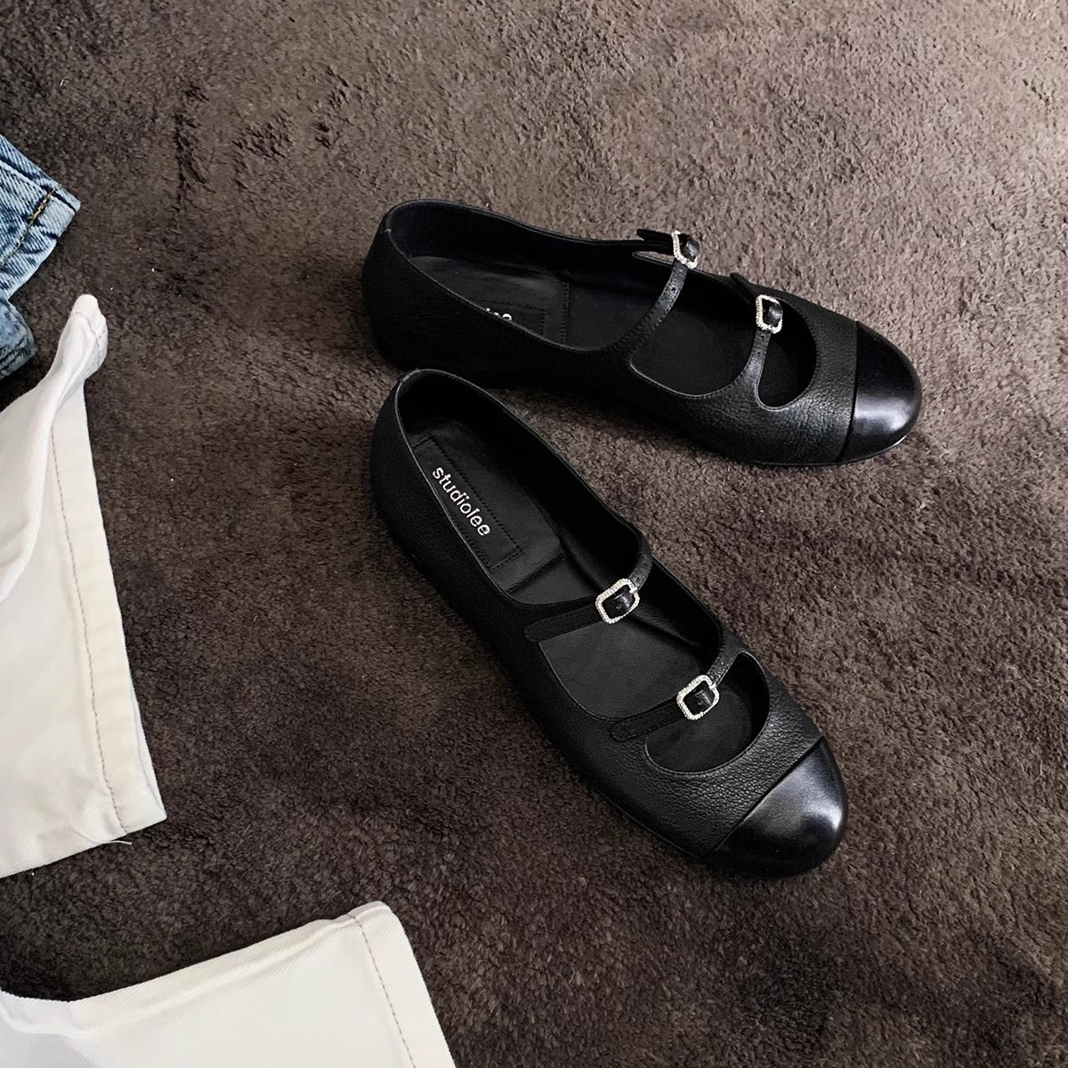 Women's & Men's Mom Round Toe Vintage French Flat Low-cut Men's Shoes