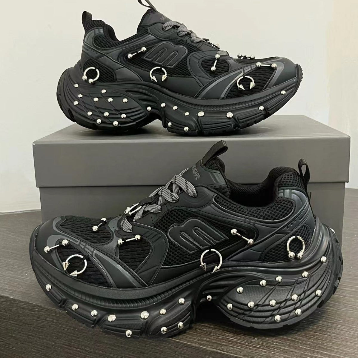 Women's Dad Rivet Model Style Platform Height Increasing Couple Women's Sports Shoes