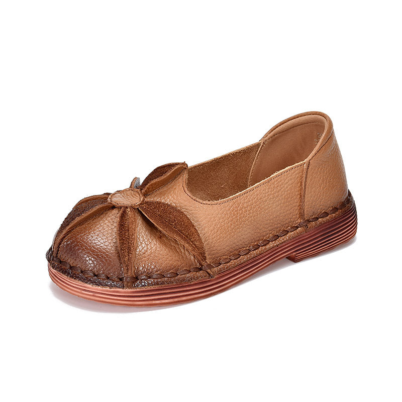 Women's Ethnic Style Mother First Layer Cowhide Soft Bottom Shallow Women's Casual Shoes