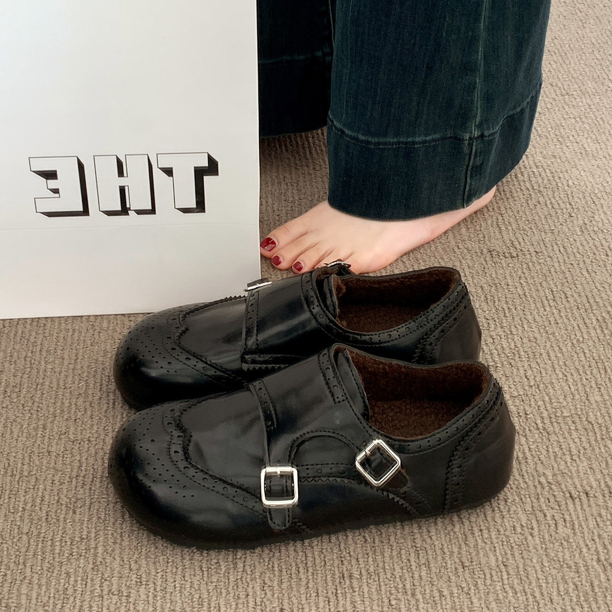 Women's Cowhide Veet Winter Brogue Vintage Warm Women's Casual Shoes
