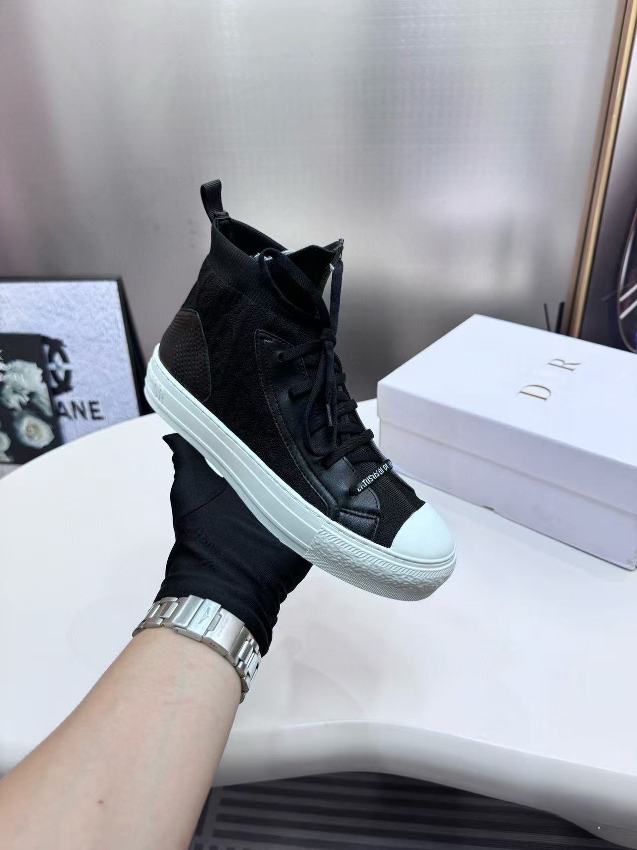 Women's Letter Presbyopic Embroidered Sports Leisure White Canvas Shoes