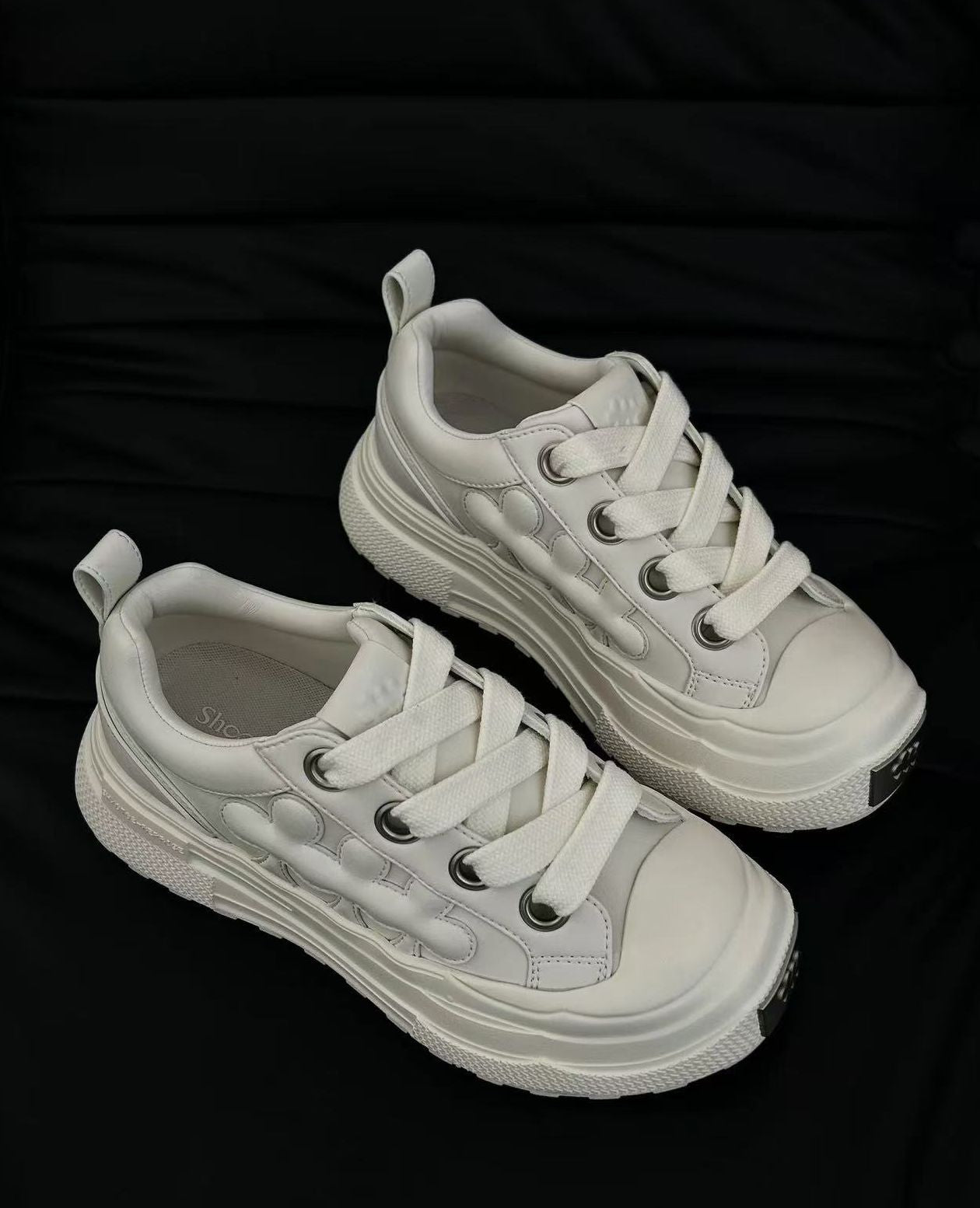 Women's Ensemble Plum Blossom Retro Platform Height Increasing Men's Shoes