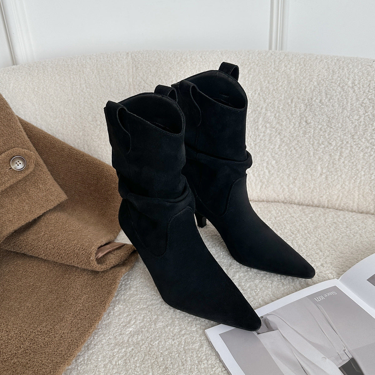 Women's Cowboy Pointed Thick Pleated Pile Style Boots