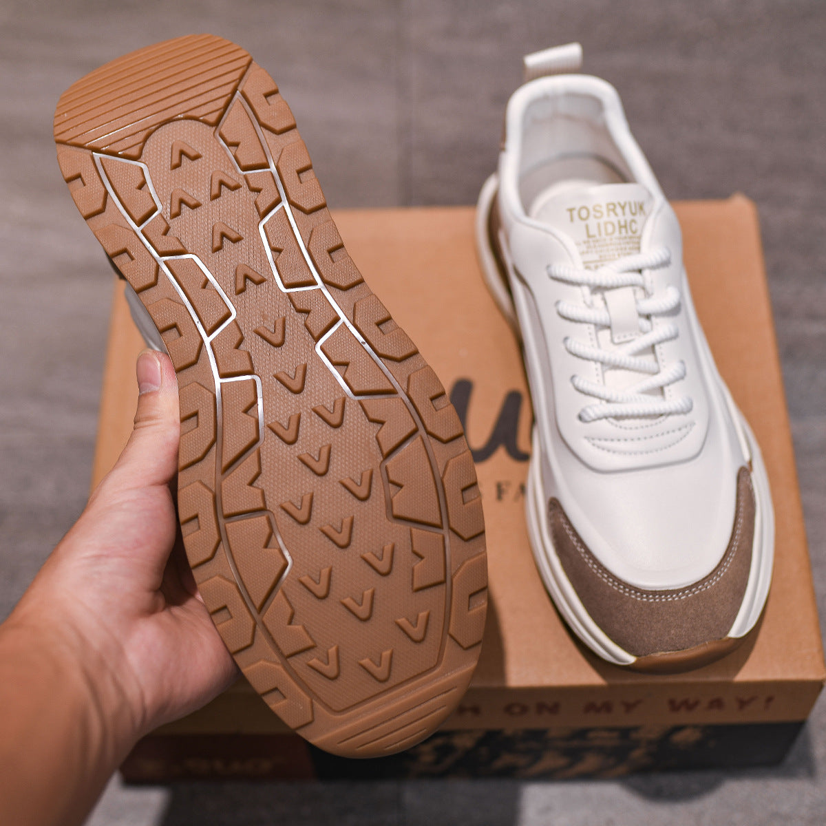 Men's Breathable Board Fashion Trend Daddy Color Casual Shoes