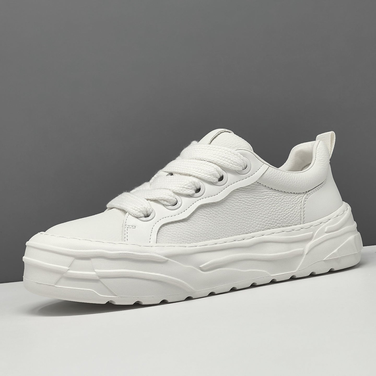 Men's First Layer Cowhide Breathable Fashionable Fashion Casual Shoes