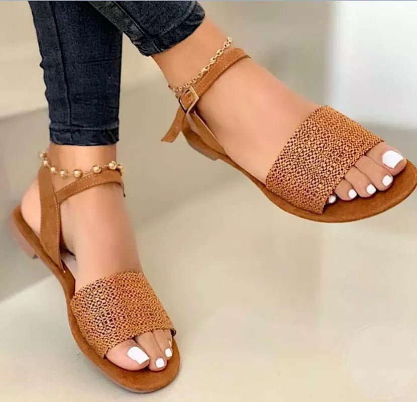 Women's Plus Size Summer Flat Buckle Outer Sandals