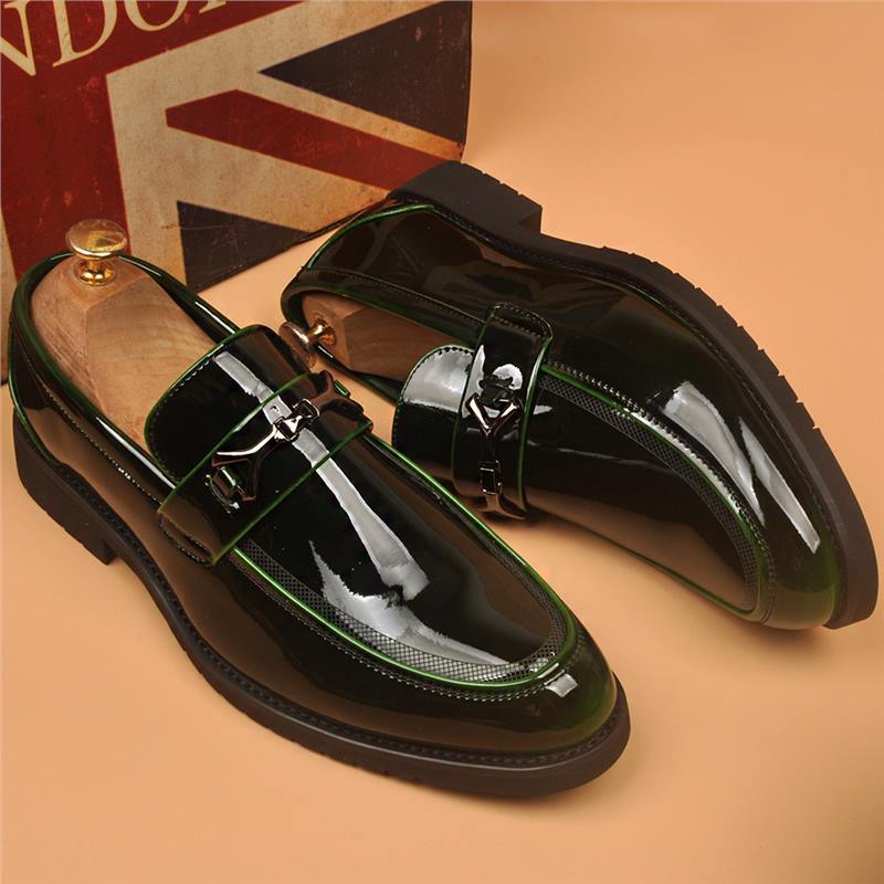 Men's British Glossy Pointed Patent Formal Wear Men's Business Leather Shoes