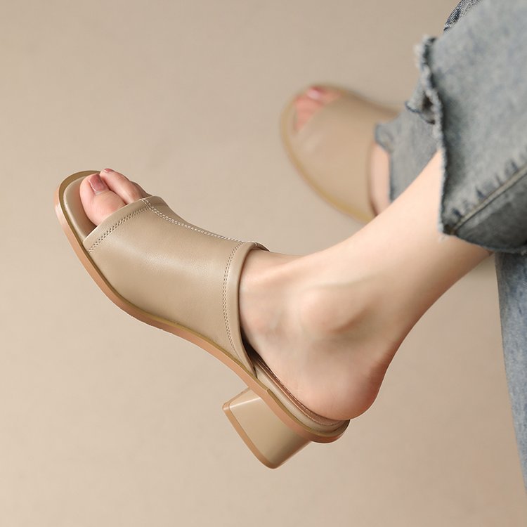 Female Square Toe Retro Mid Beach Heels