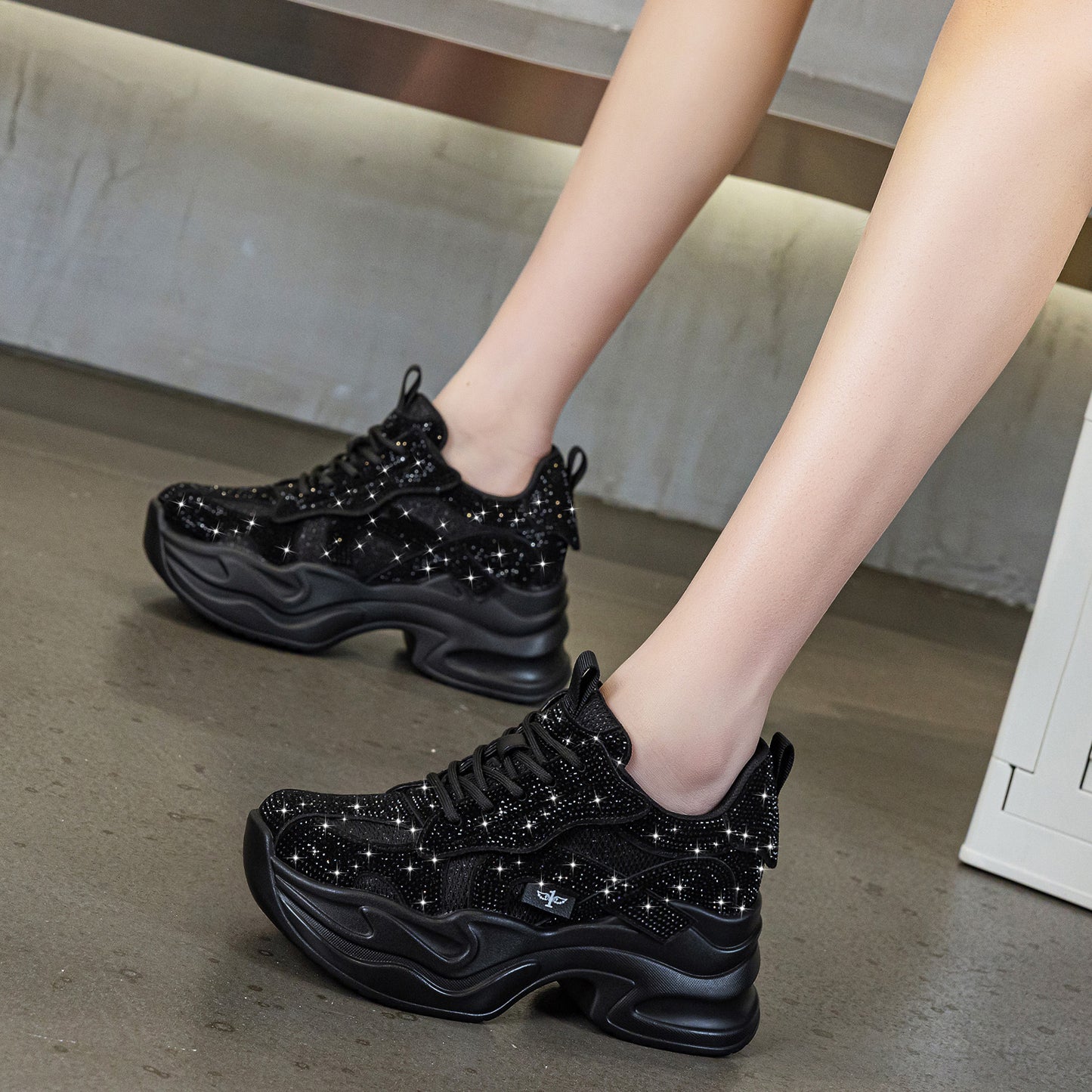 Women's Platform Muffin Height Increasing Insole Dad Mesh Breathable Light Sneakers