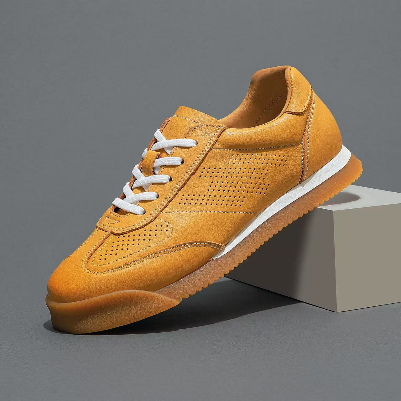 Men's First Layer Cowhide Solid Color Autumn Soft Bottom Men's Casual Shoes