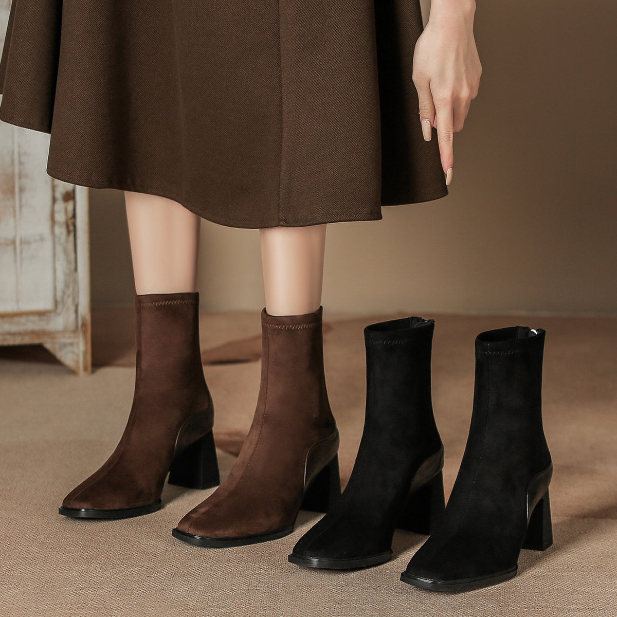 Women's French Style Suede Short Back Zipper Chunky Martin Square Toe Women's Leather Boots