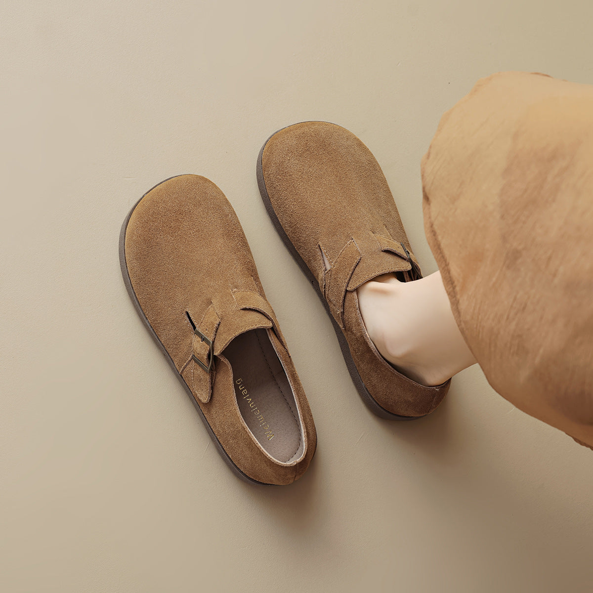 Women's Genuine Retro Platform Cowhide Slip-on Soft Bottom Women's Fashion Shoes