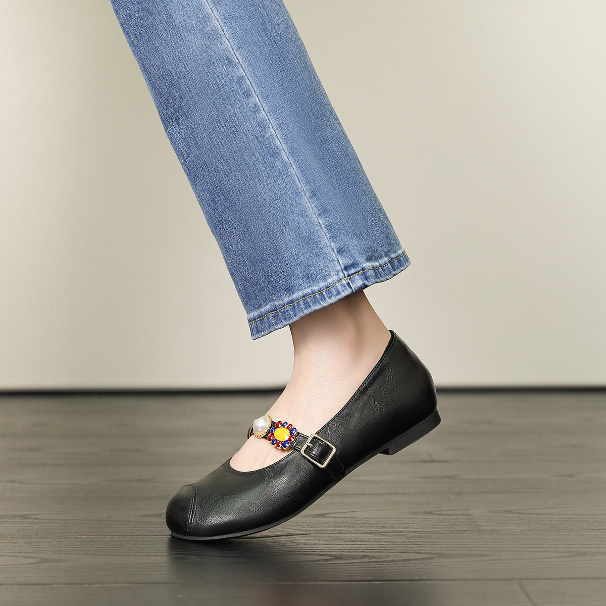 Women's Retro Soft Low Round Toe Shallow Mouth Women's Fashion Shoes